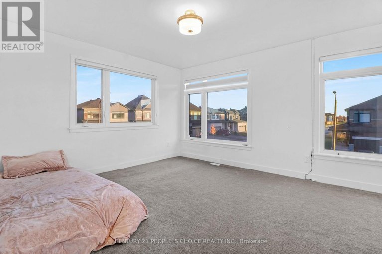 29070201/300-makobe-lane/riverside-southgloucester-glen/ottawa/ontario/K4M0L9_18