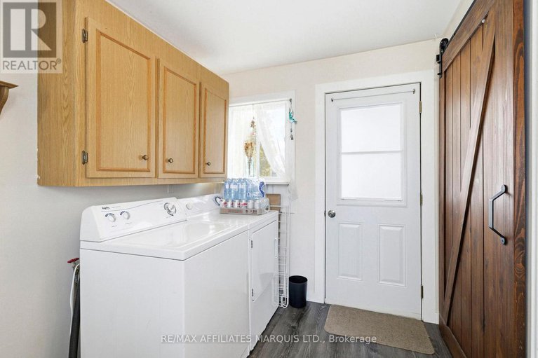 29337110/29-johnson-crescent/long-sault/south-stormont/ontario/K0C1P0_24