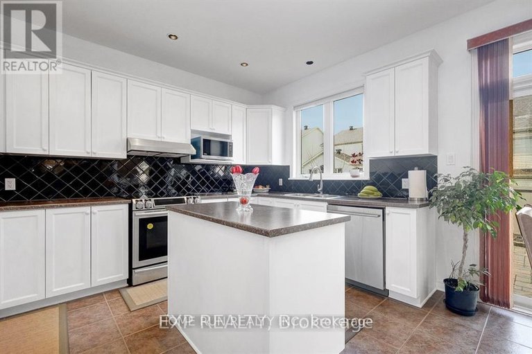 29612309/122-rodeo-drive/longfields/ottawa/ontario/K2J5K3_12