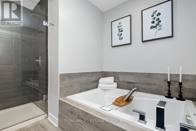 28755525/4949-abbott-street-e/emerald-meadowstrailwest/ottawa/ontario/K2S1E7_28
