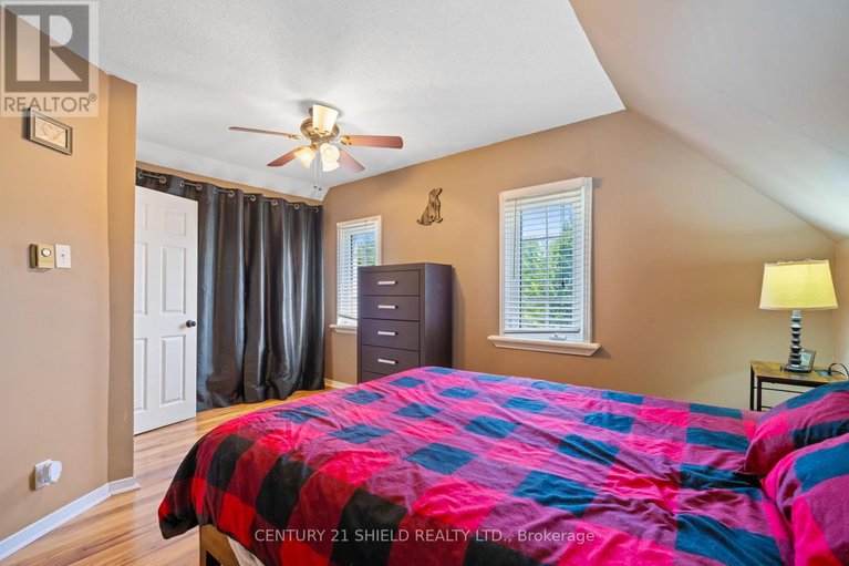 28591676/23-mechanic-street-e/maxville/north-glengarry/ontario/K0C1T0_31