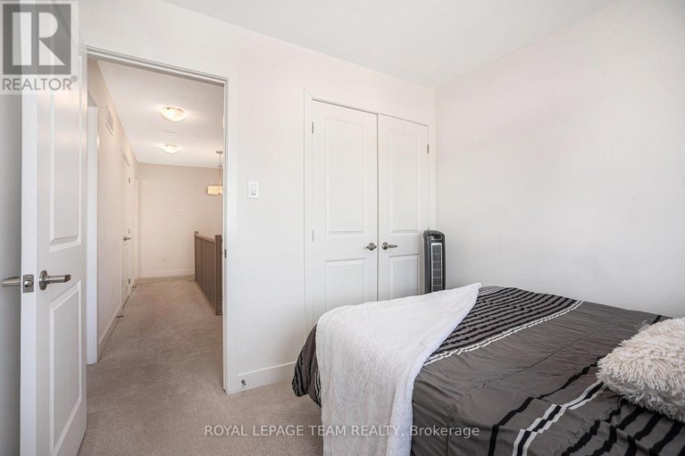 28208747/58-arinto-place/emerald-meadowstrailwest/ottawa/ontario/K2S2R7_23