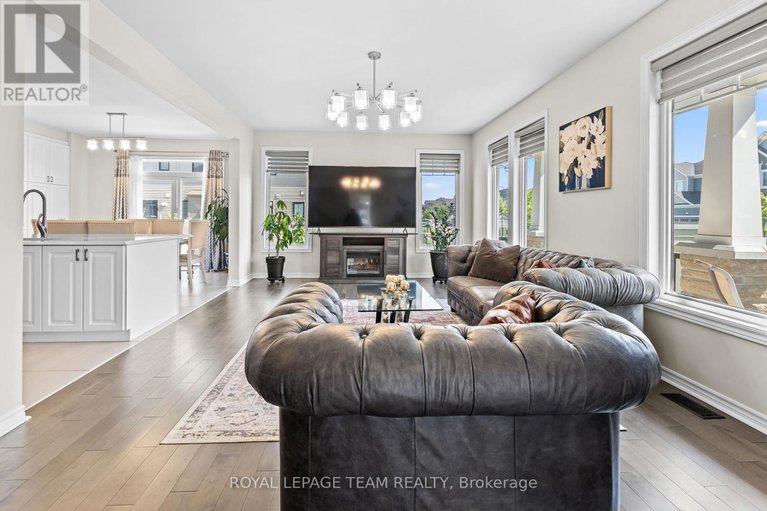 28616419/526-alcor-terrace/half-moon-bay/ottawa/ontario/K2J6N6_7