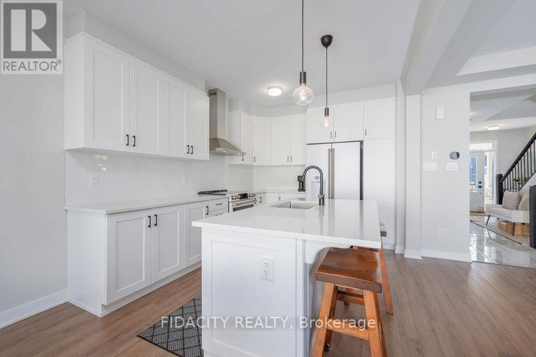 29444900/183-yearling-circle/goulbourn-twp-from-franktown-rdsouth-to-rideau/ottawa/ontario/K0A2Z0_24