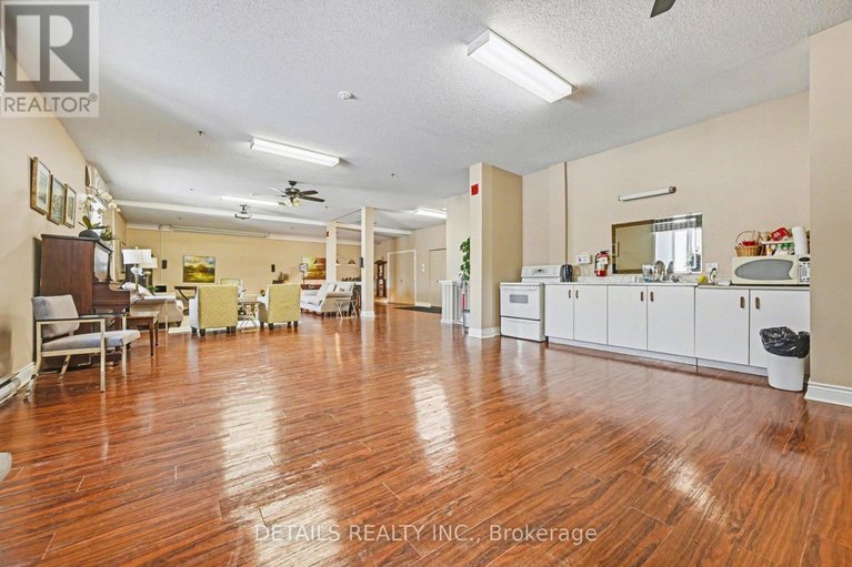 29610978/311-1-rosamond-street-e/almonte/mississippi-mills/ontario/K0A1A0_17