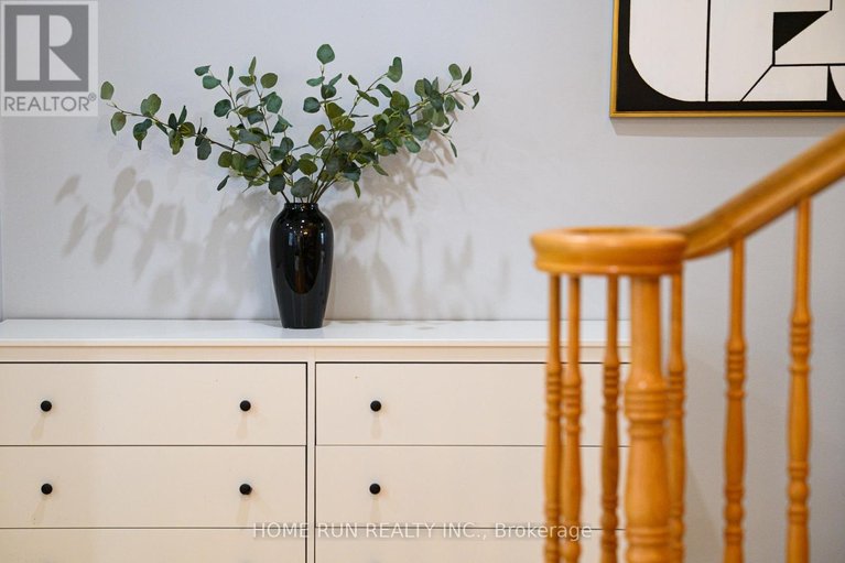 29590973/10-pavona-street/barrhaven-east/ottawa/ontario/K2G6T2_4