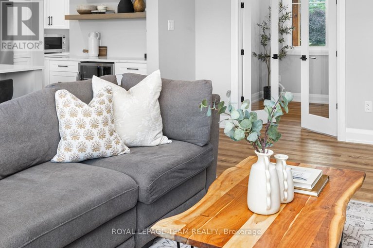 29569623/3783-woodkilton-road/dunrobin/ottawa/ontario/K0A3M0_9