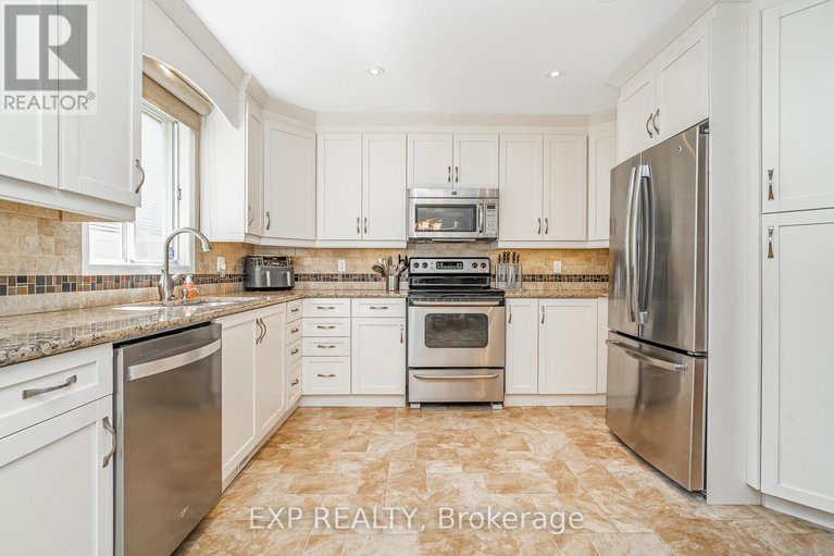 28799326/6084a-vineyard-drive/convent-glen/ottawa/ontario/K1C2M5_14