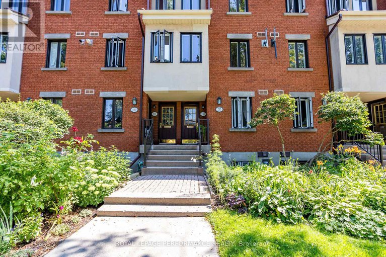 28358632/233-mart-circle/manor-park/ottawa/ontario/K1K4K2_2