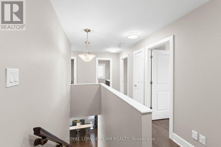 28459727/24-knockaderry-crescent/half-moon-bay/ottawa/ontario/K2J6H2_29