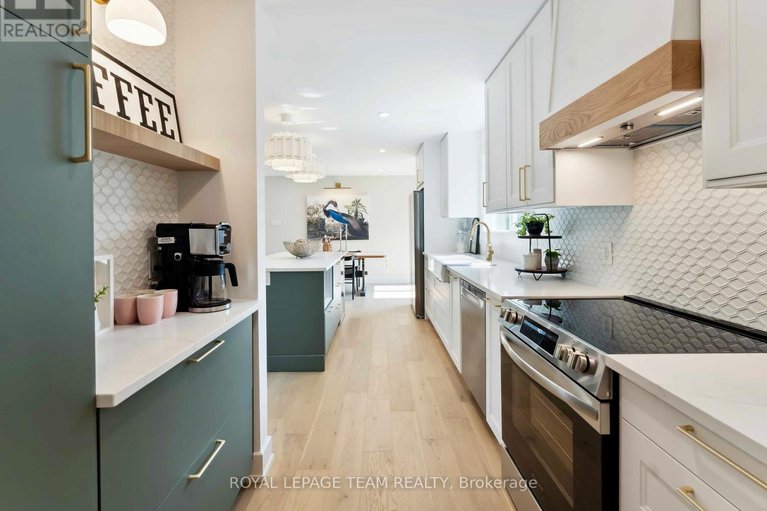 28439592/5282-hillcrest-drive/manotick-long-island-nicholls-island/ottawa/ontario/K4M1E9_12