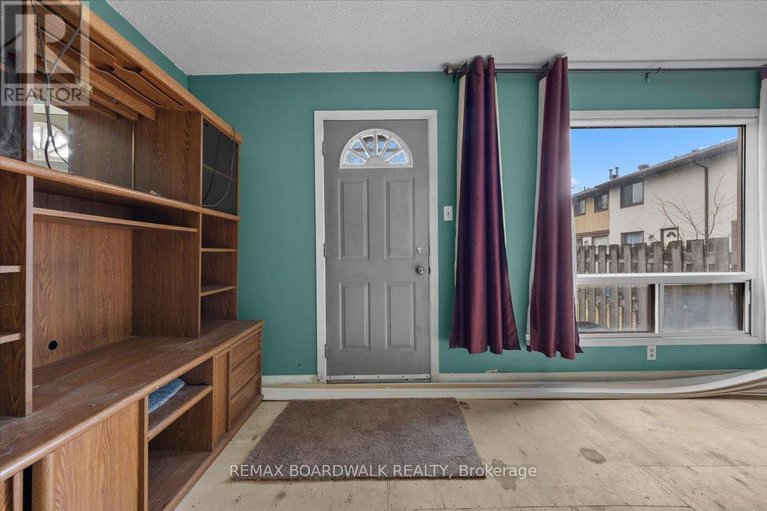 29597004/1456-murdock-gate/cyrville/ottawa/ontario/K1J8R5_12