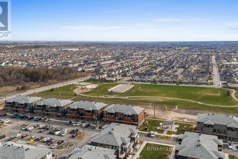 29651652/722-parnian-private/half-moon-bay/ottawa/ontario/K2J4H7_39