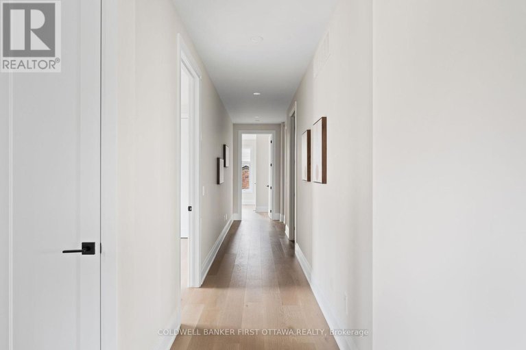 28574430/42-parkland-crescent/arlington-woods/ottawa/ontario/K2H7W5_18