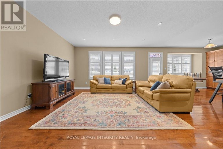 29609929/638-rosehill-avenue/stittsville-north/ottawa/ontario/K2S0K2_10