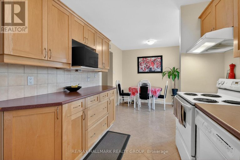 29639215/257-3310-southgate-road/south-keys/ottawa/ontario/K1V8X4_14