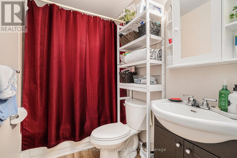 29031091/68-1045-morrison-drive/redwood-park/ottawa/ontario/K2H7L2_17