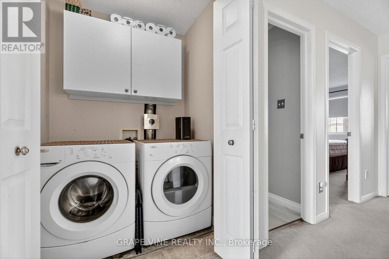 28835816/1545-demeter-street/fallingbrookgardenway-south/ottawa/ontario/K4A4Y9_26
