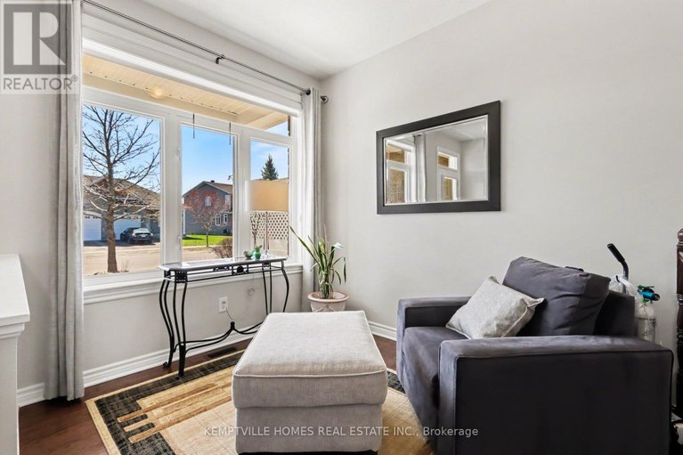 29650659/171-royal-landing-gate/north-grenville-twp-kemptville-south/north-grenville/ontario/K0G1J0_5