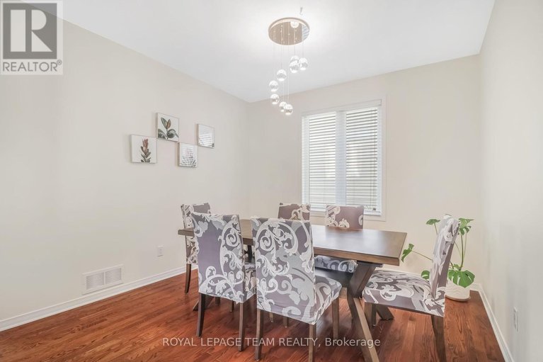 28552725/204-applecross-crescent/morgans-grantsouth-march/ottawa/ontario/K2K0C7_14