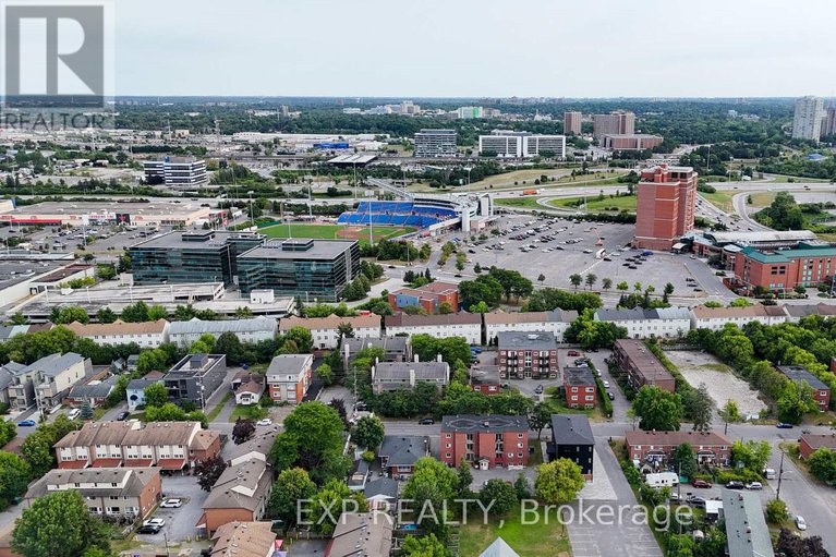 28815922/1-268-presland-road/overbrookcastle-heights/ottawa/ontario/K1K2B8_27