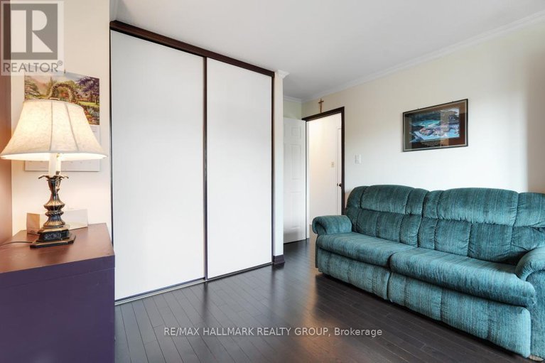 28605723/92-waterton-crescent/bridlewood/ottawa/ontario/K2M1Y5_20