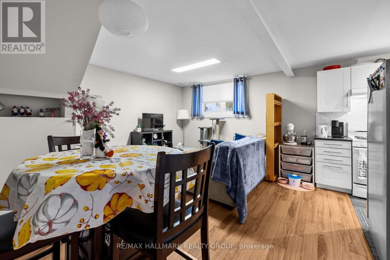 29004892/82-glamorgan-drive/glencairnhazeldean/ottawa/ontario/K2L1R4_19