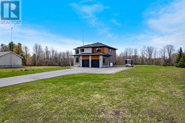 29666456/114-smith-road/north-grenville-twp-kemptville-south/north-grenville/ontario/K0G1T0_3