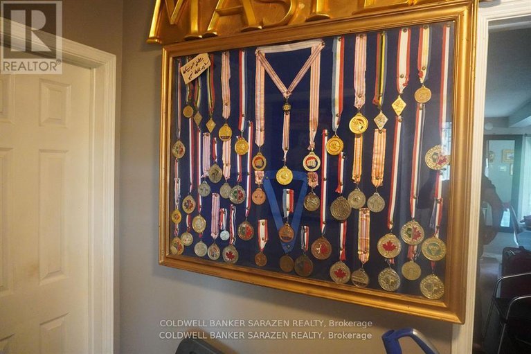 29153397/3561-trappers-road/emerald-woodssawmill-creek/ottawa/ontario/K1T2R1_12