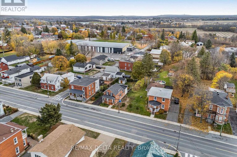 29086342/89-high-street/vankleek-hill/champlain/ontario/K0B1R0_32