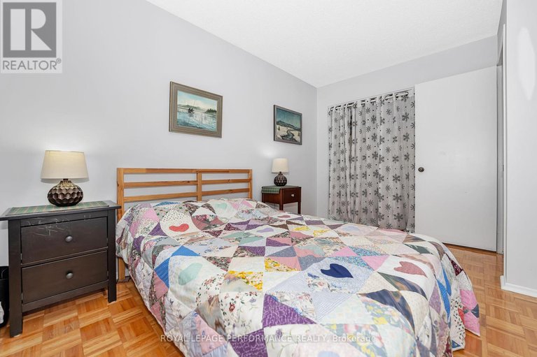 28777870/302-salter-crescent/beaverbrook/ottawa/ontario/K2K1Z3_21