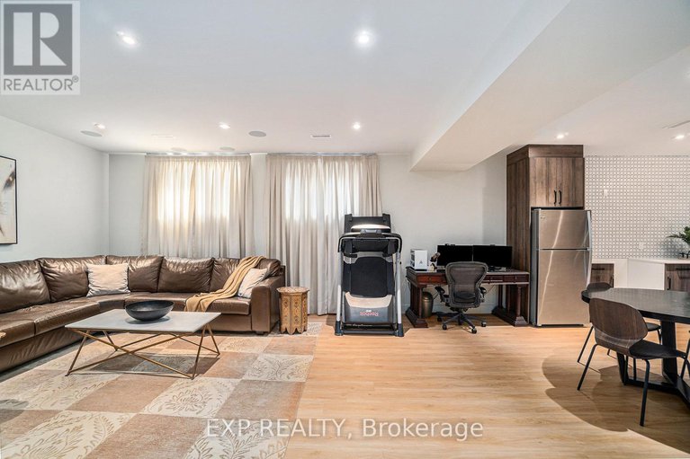 29023593/62-st-claire-avenue/meadowlandsst-claire-gardens/ottawa/ontario/K2G2A4_30