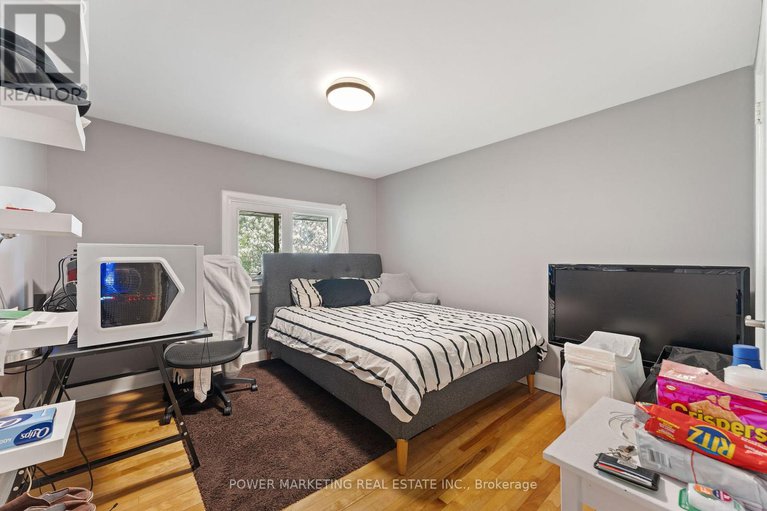 28297699/1244-prince-of-wales-drive/courtland-park/ottawa/ontario/K2C1M9_14