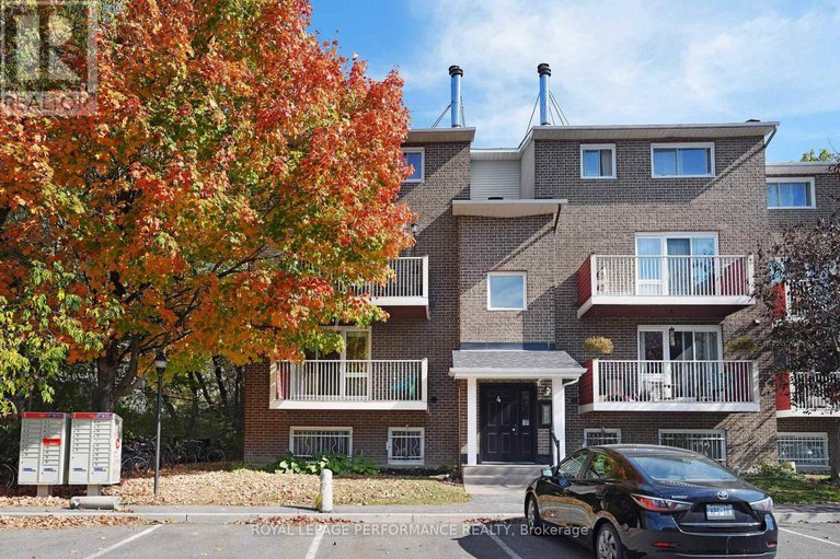 28961456/402-1589-st-bernard-street/sawmill-creektimbermill/ottawa/ontario/K1T3H8_1