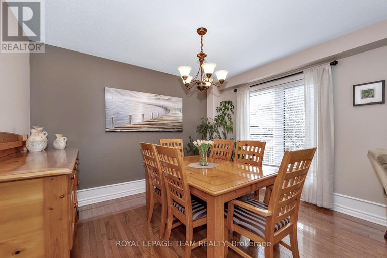 28207035/5-drysdale-street/beaverbrook/ottawa/ontario/K2K3L3_9