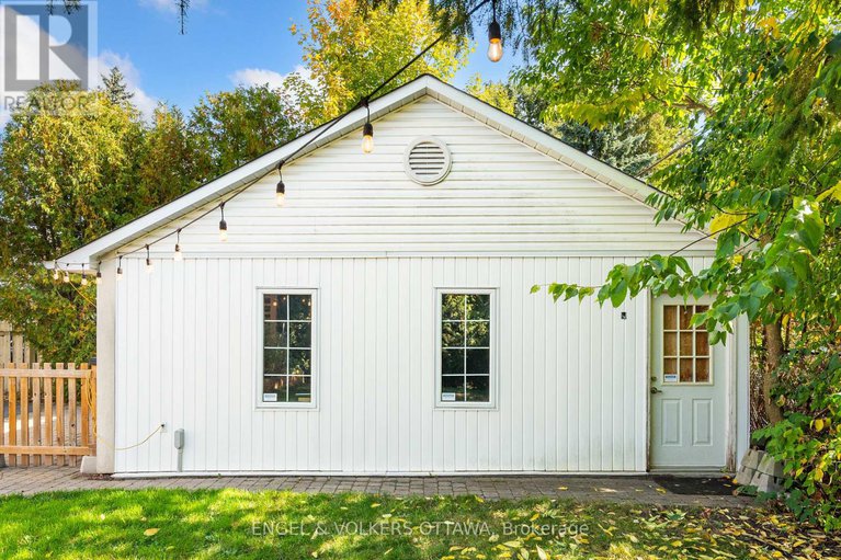 29427453/1270-cheverton-avenue/alta-vista/ottawa/ontario/K1H7P6_46