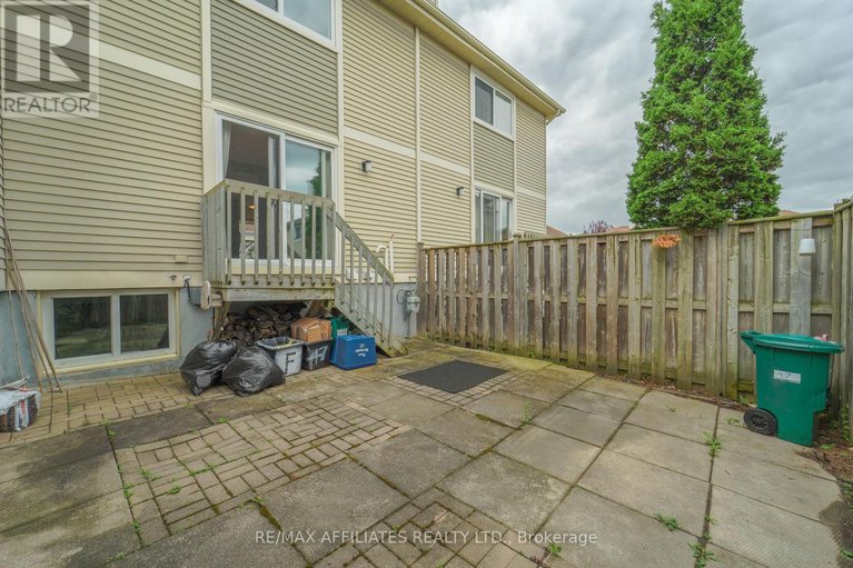 28589609/65-47-mcdermot-court/katimavik/ottawa/ontario/K2L3V5_33