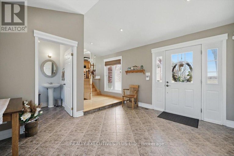 29406075/2935-baseline-road/clarencerockland-twp/clarence-rockland/ontario/K0A3N0_25