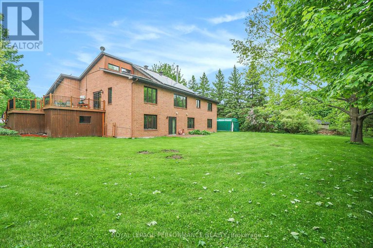 28361032/2411-overdale-drive/cumberland-ridge/ottawa/ontario/K4C1B8_4