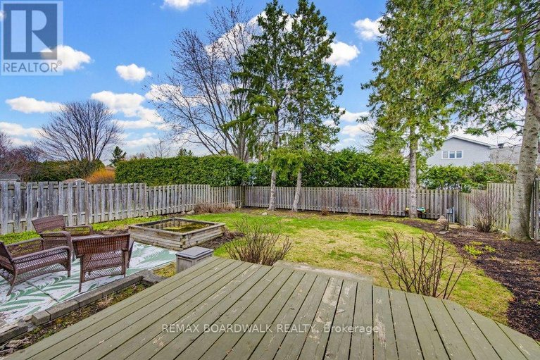 29646325/1703-fieldstone-crescent/convent-glen-south/ottawa/ontario/K1C1R6_33