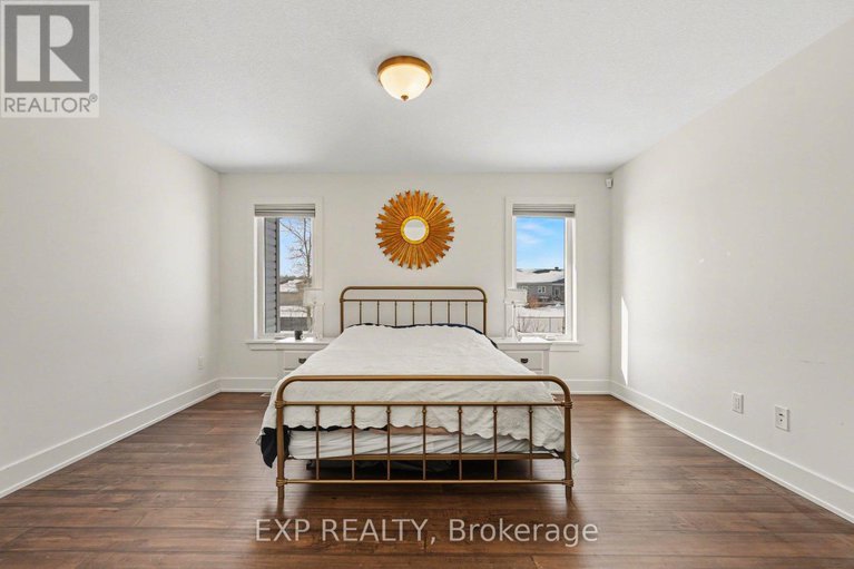 29378271/3512-crosswind-crescent/osgoode/ottawa/ontario/K0A2W0_13