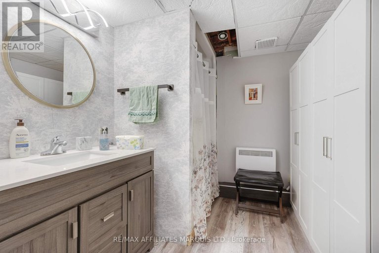 29034285/21-ste-therese-boulevard/embrun/russell/ontario/K0A1W0_33