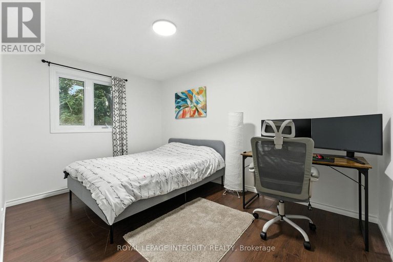 28843090/7900-decarie-drive/orleans-wood/ottawa/ontario/K1C2K3_28