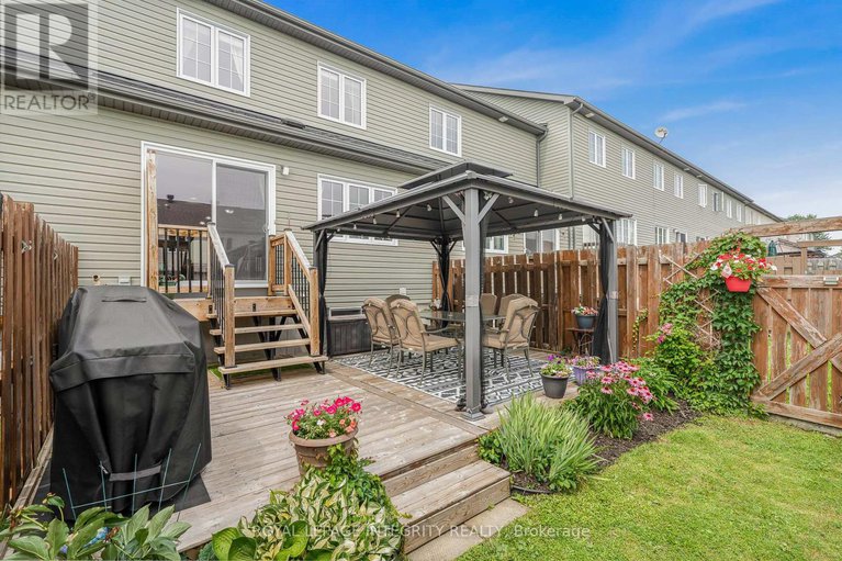 28684495/216-eliot-street/town-of-rockland/clarence-rockland/ontario/K4K0E6_28