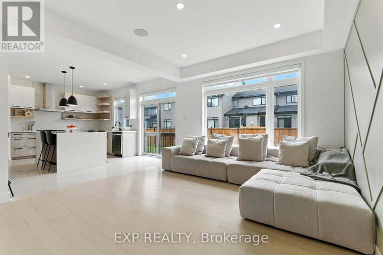 29614825/701-odyssey-way/leitrim/ottawa/ontario/K1T0V3_9