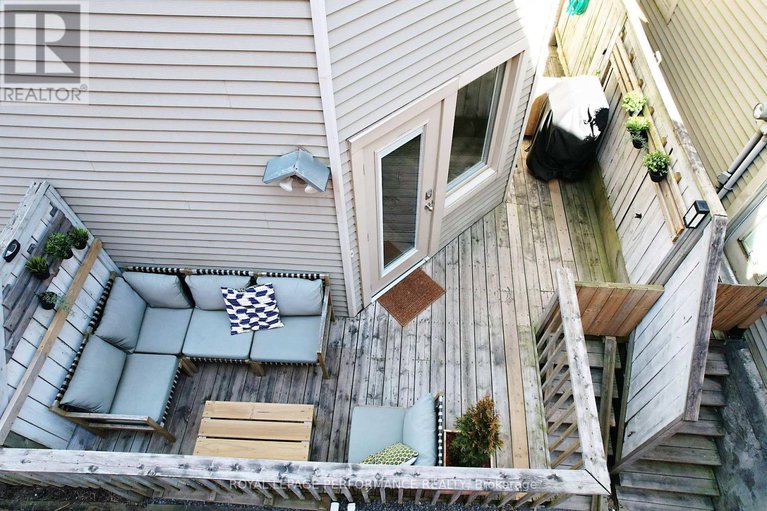 28634698/194-charlotte-street/sandy-hill/ottawa/ontario/K1N8K9_25