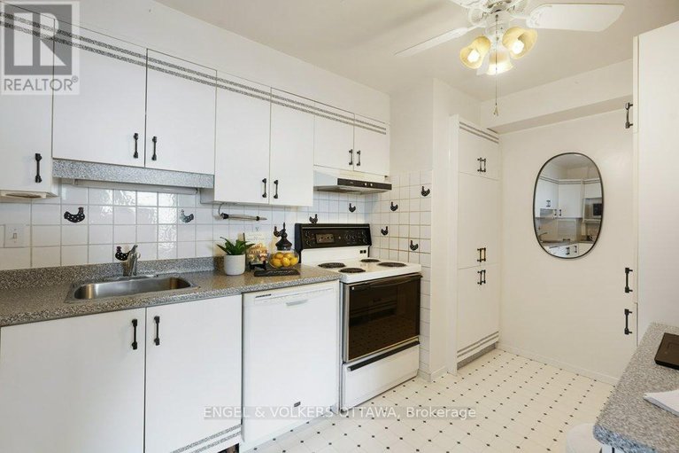 29565524/803-370-dominion-avenue/westboro-west/ottawa/ontario/K2A3X4_13