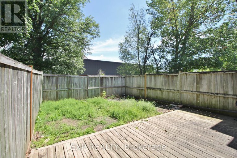 28762843/52-3691-albion-road/sawmill-creektimbermill/ottawa/ontario/K1T1P2_35