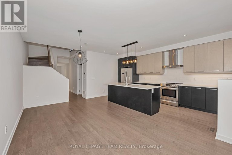 28811233/522-borbridge-avenue/riverside-southgloucester-glen/ottawa/ontario/K4M0H9_9
