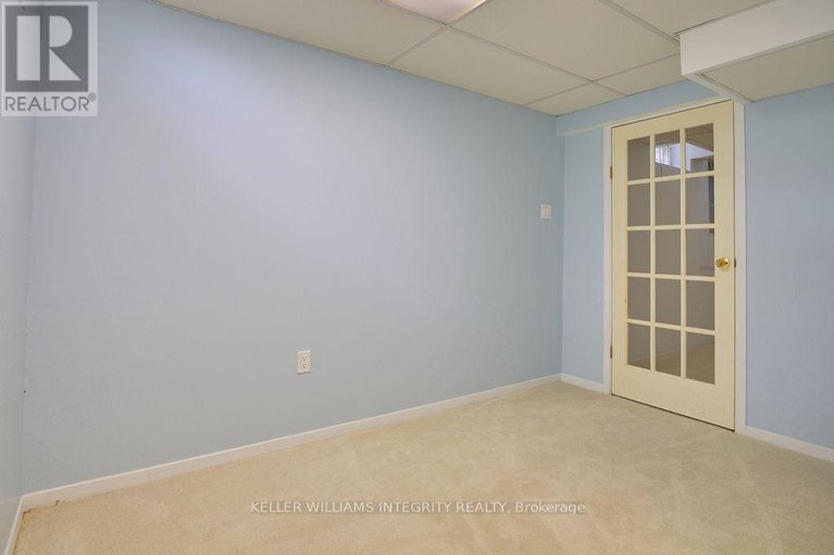 28490923/77-seabrooke-drive/glencairnhazeldean/ottawa/ontario/K2L2K4_44
